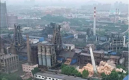 废弃烟囱爆破拆除方案