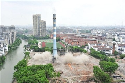 废弃烟囱爆破拆除技术